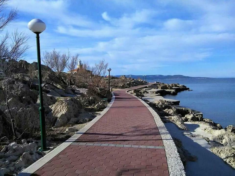 Apartments Luxury Oasis Макарська Екстер'єр фото